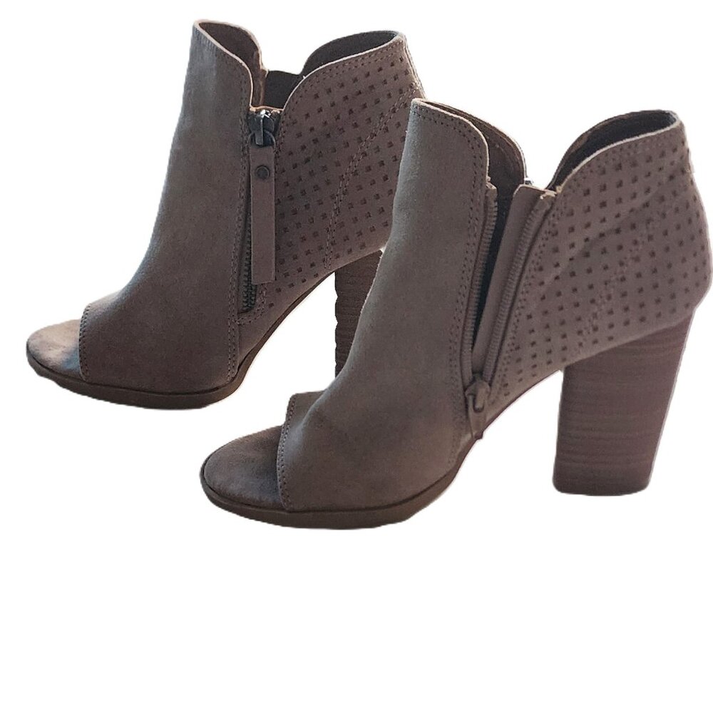 Target Peep Toe Zip-Up Booties-Taupe/Beige-Ankle Boots-Women's Size 6-Excellent!